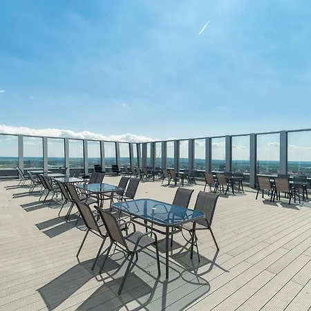 Hanza Tower Gold Apartment