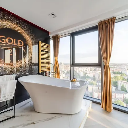 Hanza Tower Gold 아파트 슈체친