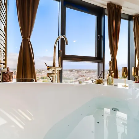 Hanza Tower Gold 아파트 *