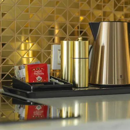 Hanza Tower Gold Apartment *